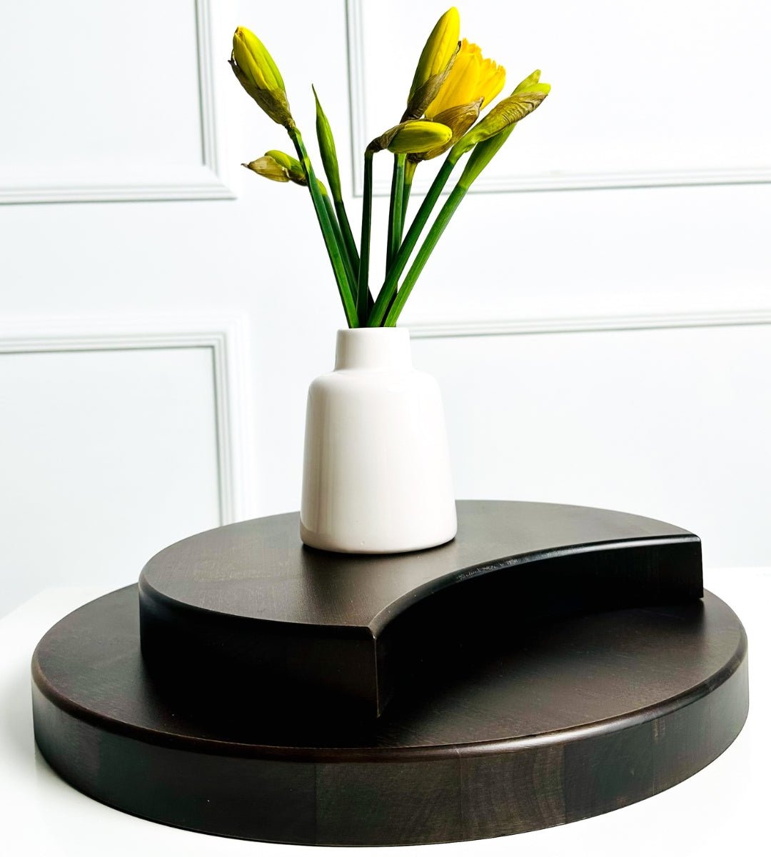 Apvalus medinis padėklas žvakėms